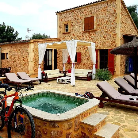 La Nova. Preciosa En * Pollença